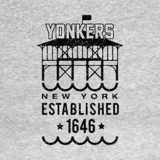 Yonkers Pier Design Grunge T-Shirt